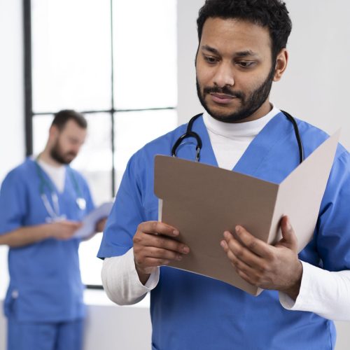 nurses-getting-ready-work-day